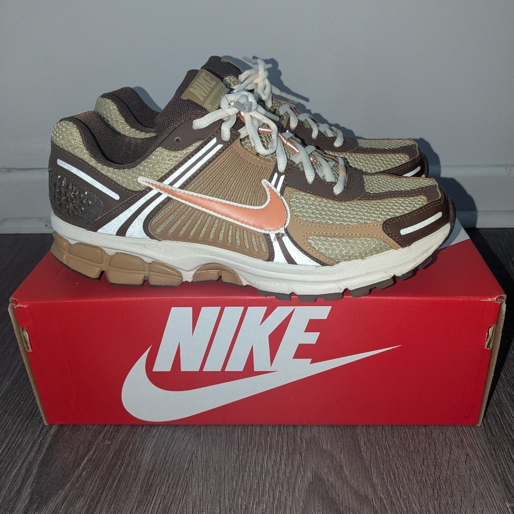 Nike Men's Vomero 5
